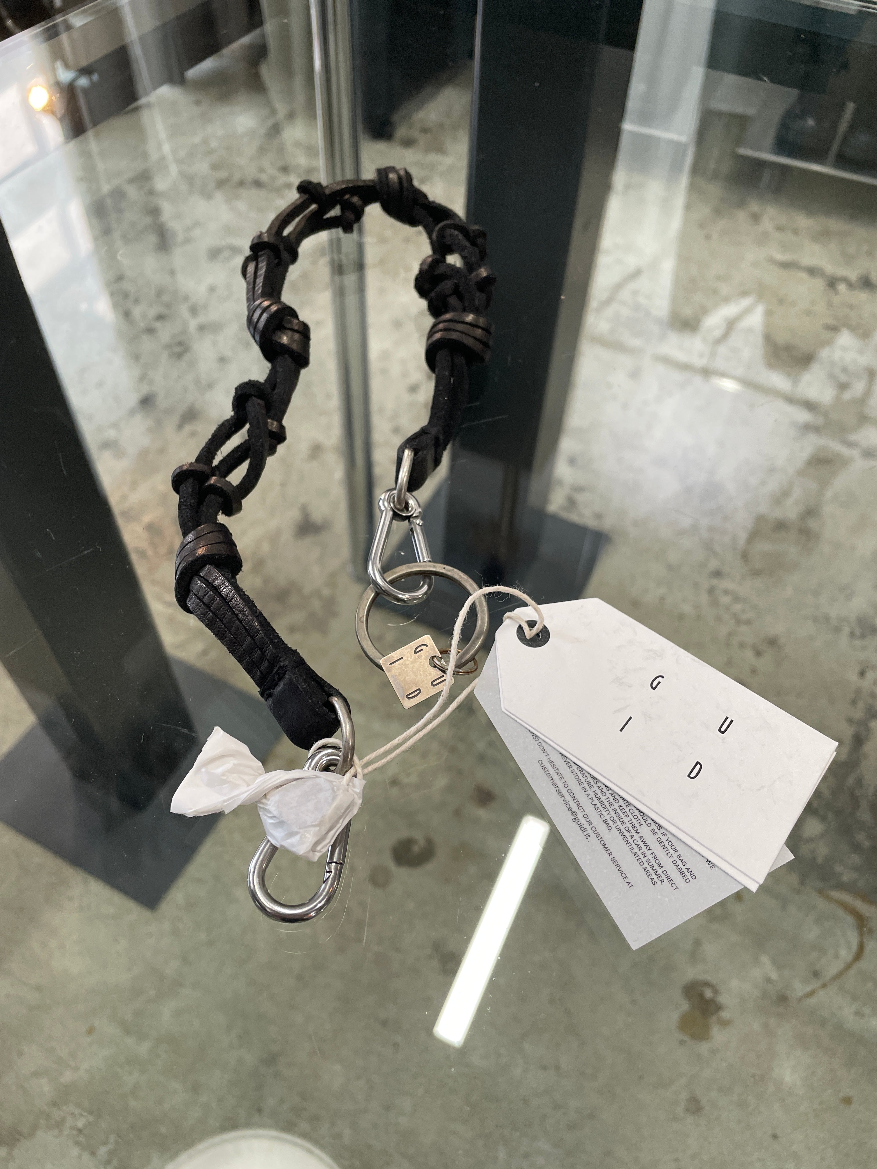 GUIDI : CRD00 GROPPONE FULL GRAIN KEY CHAIN – prasthana