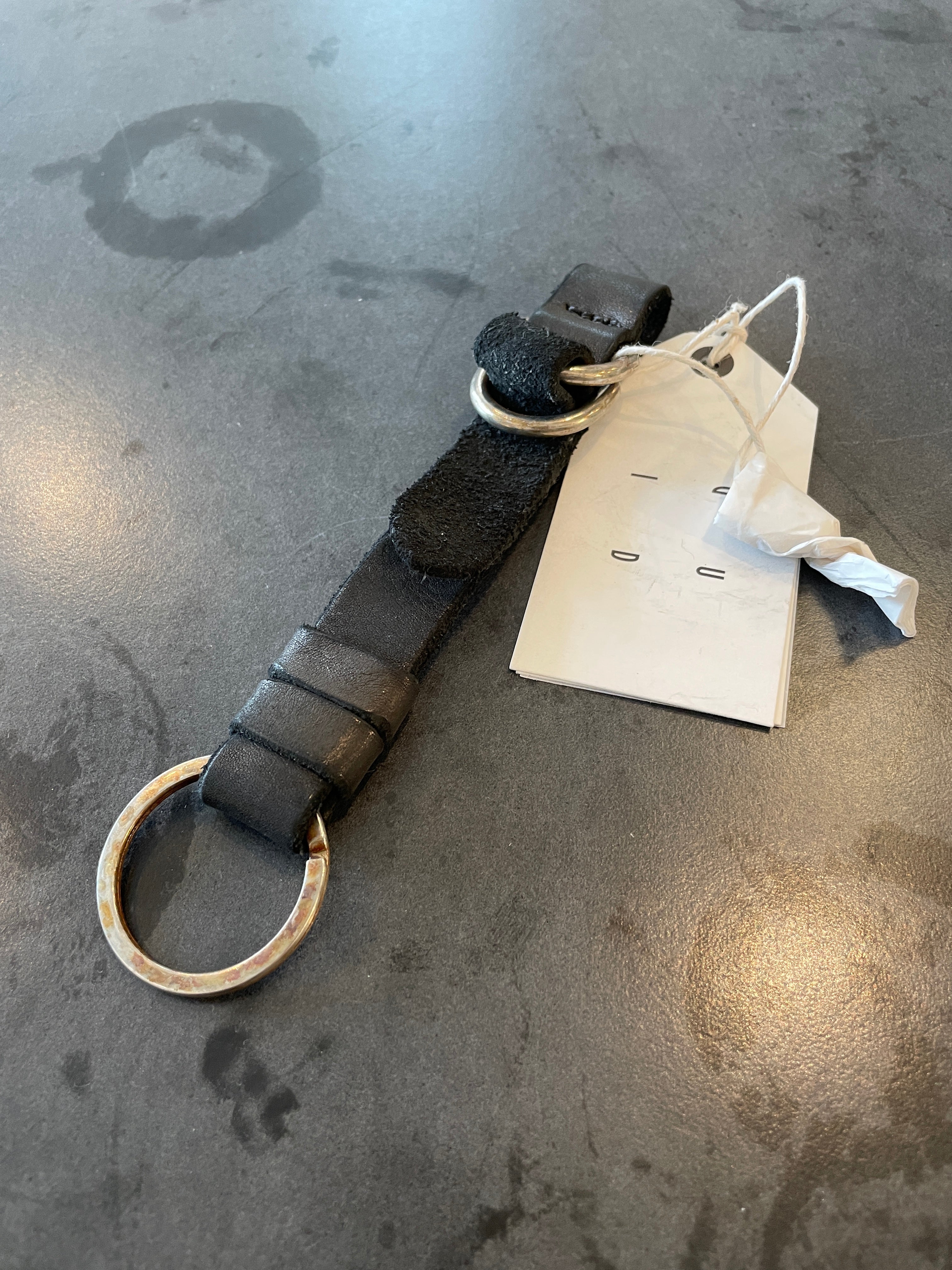 GUIDI : KH03 CUOIO FULLGRAIN KEY HOLDER – prasthana sendagaya store