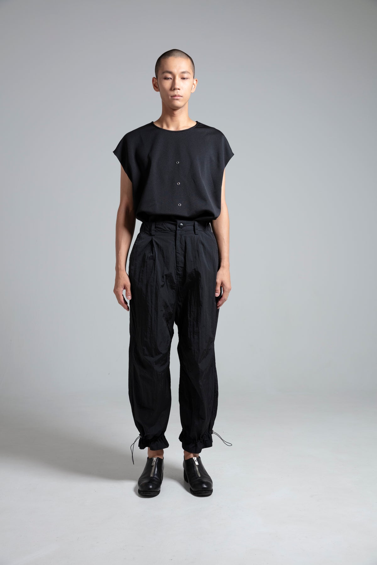 パンツ zip knee tuck trouser prasthana 40021-