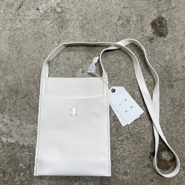 GUIDI : PKT1 SOFT HORSE FULLGRAIN PASSPORT BAG – prasthana