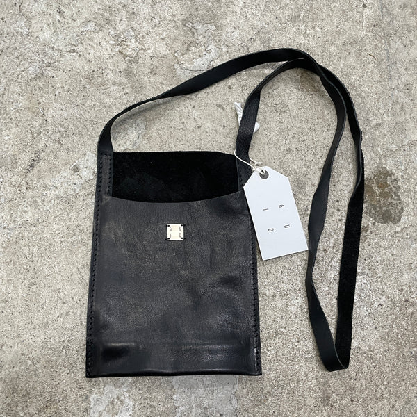 GUIDI PKT1 グイディ パスポートバッグ ショルダーバック バッグ GUIDI グイディ ショルダーバッグ PKT1 メンズ ホースレザー