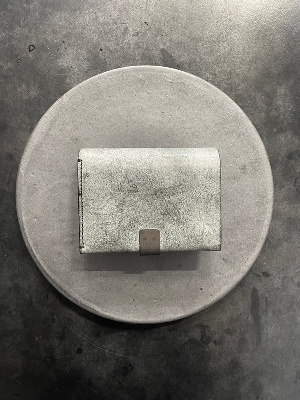 iolom : MINIMAL WALLET_LA PERLA AZZURA ALASKA_BRASS [io-07-014]