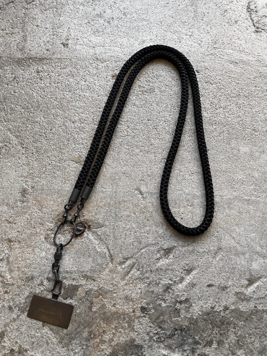 prasthana × iolom SMARTPHONE STRAP